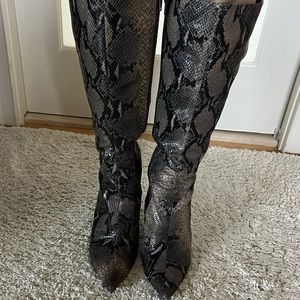 High heel Boots Sz 9